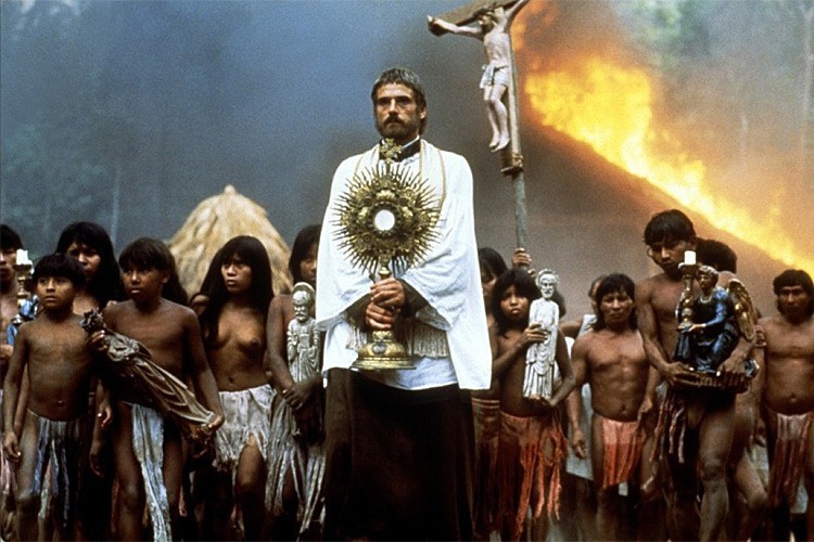 Imagen de 'La Misión', película religiosa ambientada en Sudamérica en el siglo XVIII.